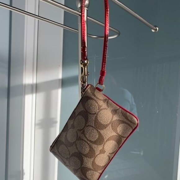 Coach Signature Canvas Wristlet (Vintage Y2K) in Pink and Tan - Picture 2 of 5